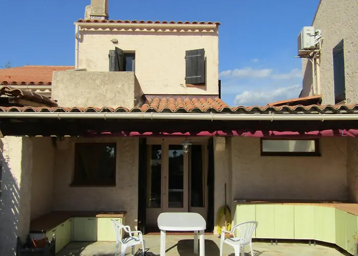 Maison Accueillante A Avec Jardin Cloture. Holiday home