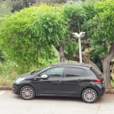 Maison Accueillante A Avec Jardin Cloture. Σπίτι διακοπών *